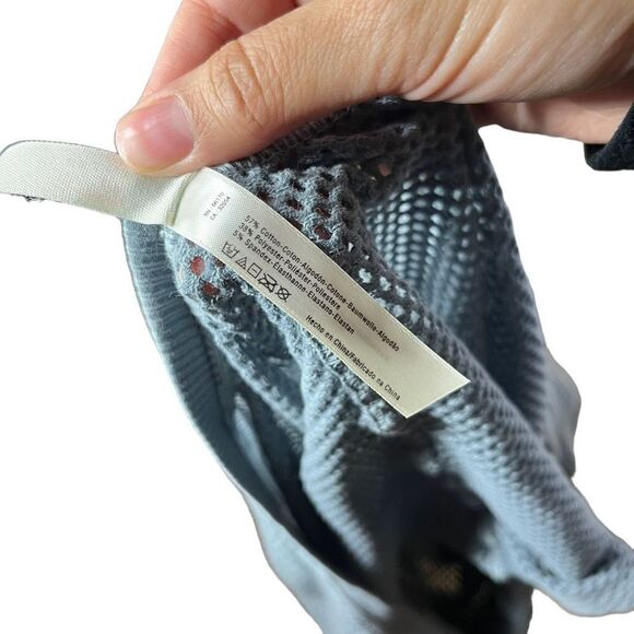 Free‎ People Movement Hot Stuff Mesh T Shirt Size XS - Picture 9 of 10